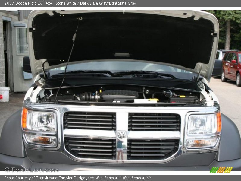 Stone White / Dark Slate Gray/Light Slate Gray 2007 Dodge Nitro SXT 4x4