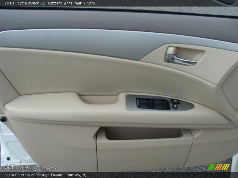 Blizzard White Pearl / Ivory 2010 Toyota Avalon XL