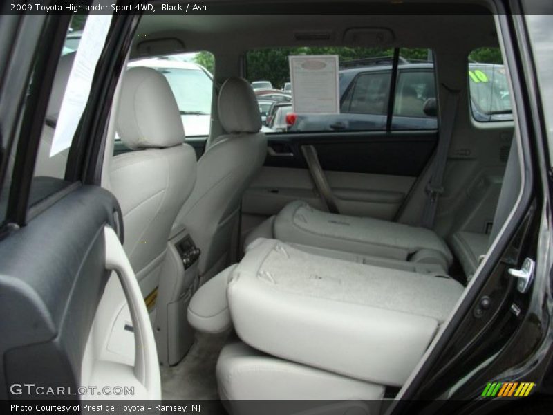 Black / Ash 2009 Toyota Highlander Sport 4WD
