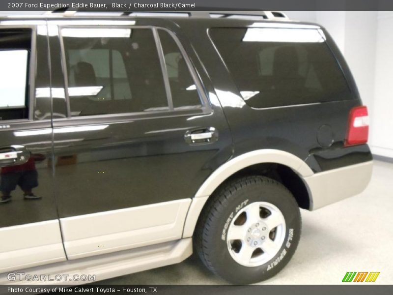 Black / Charcoal Black/Camel 2007 Ford Expedition Eddie Bauer