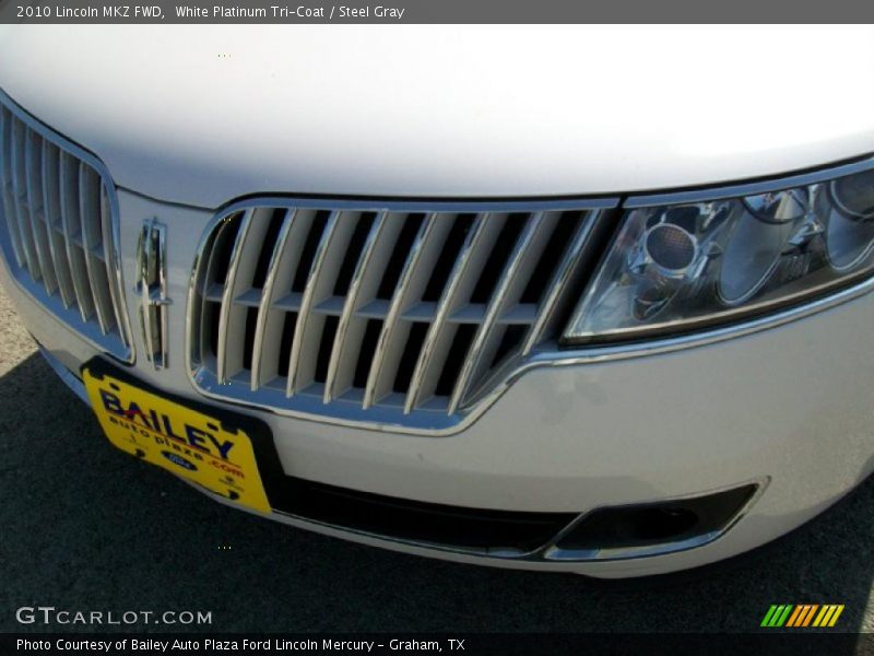 White Platinum Tri-Coat / Steel Gray 2010 Lincoln MKZ FWD