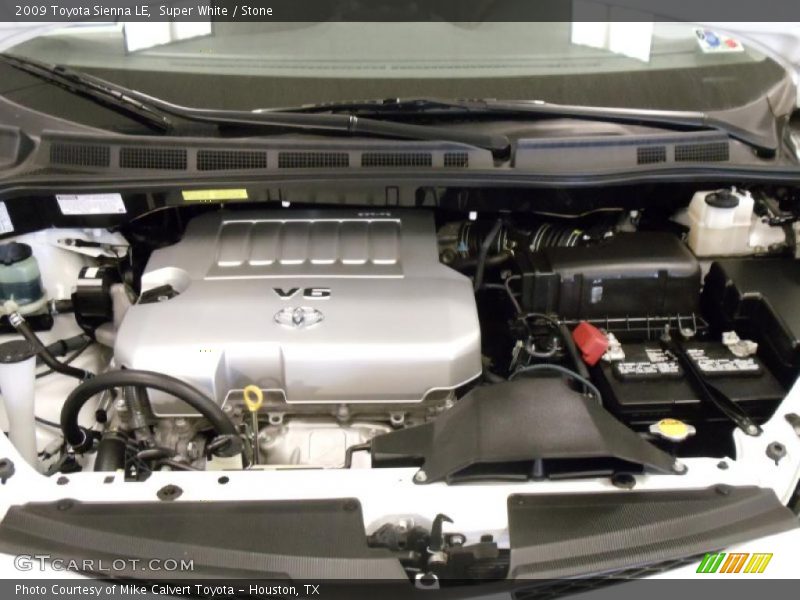 Super White / Stone 2009 Toyota Sienna LE