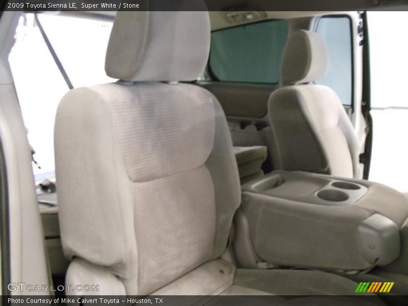 Super White / Stone 2009 Toyota Sienna LE