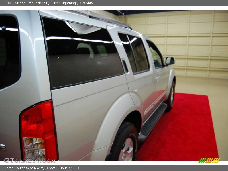 Silver Lightning / Graphite 2007 Nissan Pathfinder SE