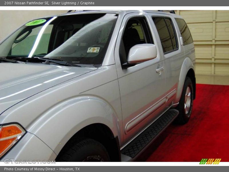 Silver Lightning / Graphite 2007 Nissan Pathfinder SE