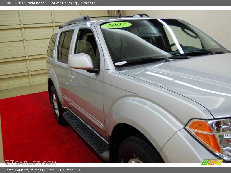 Silver Lightning / Graphite 2007 Nissan Pathfinder SE