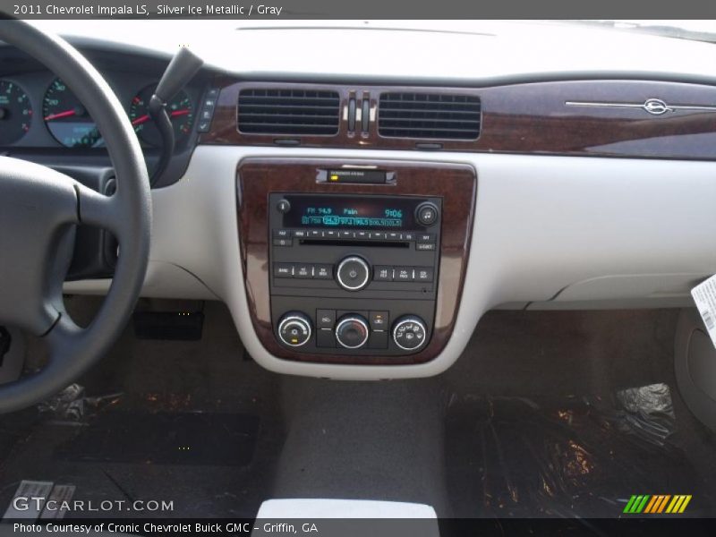 Silver Ice Metallic / Gray 2011 Chevrolet Impala LS
