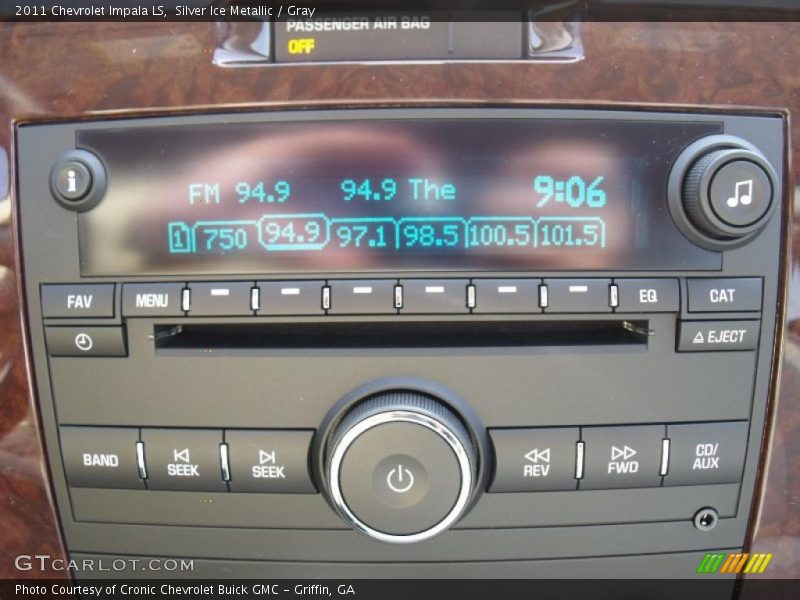 Silver Ice Metallic / Gray 2011 Chevrolet Impala LS