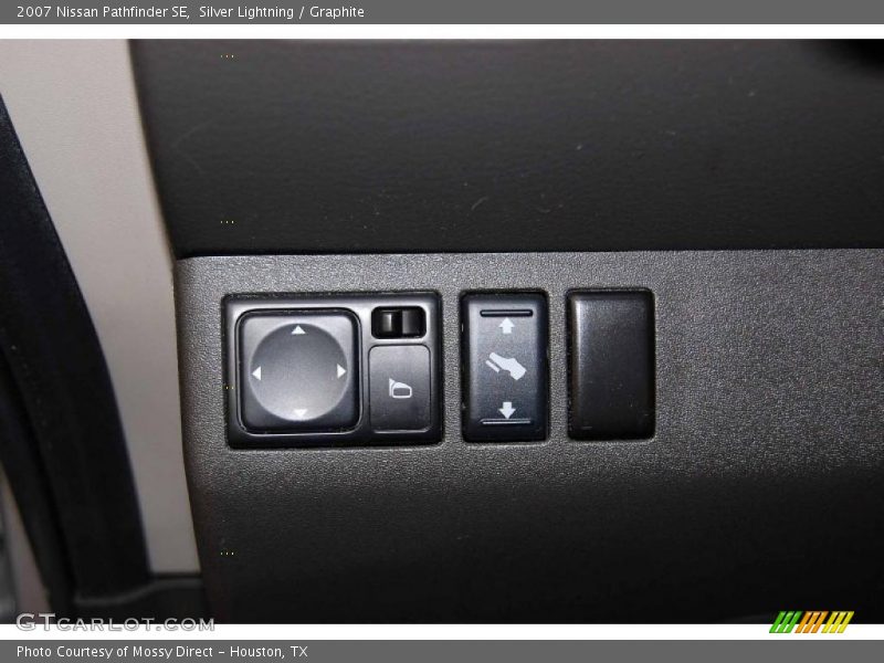 Silver Lightning / Graphite 2007 Nissan Pathfinder SE