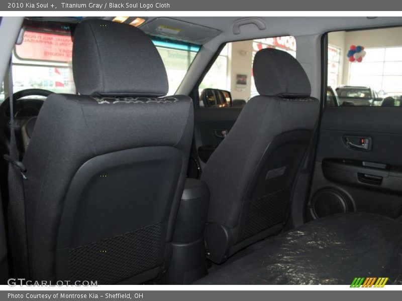 Titanium Gray / Black Soul Logo Cloth 2010 Kia Soul +