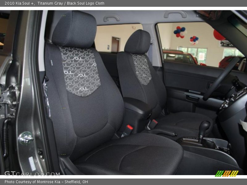 Titanium Gray / Black Soul Logo Cloth 2010 Kia Soul +