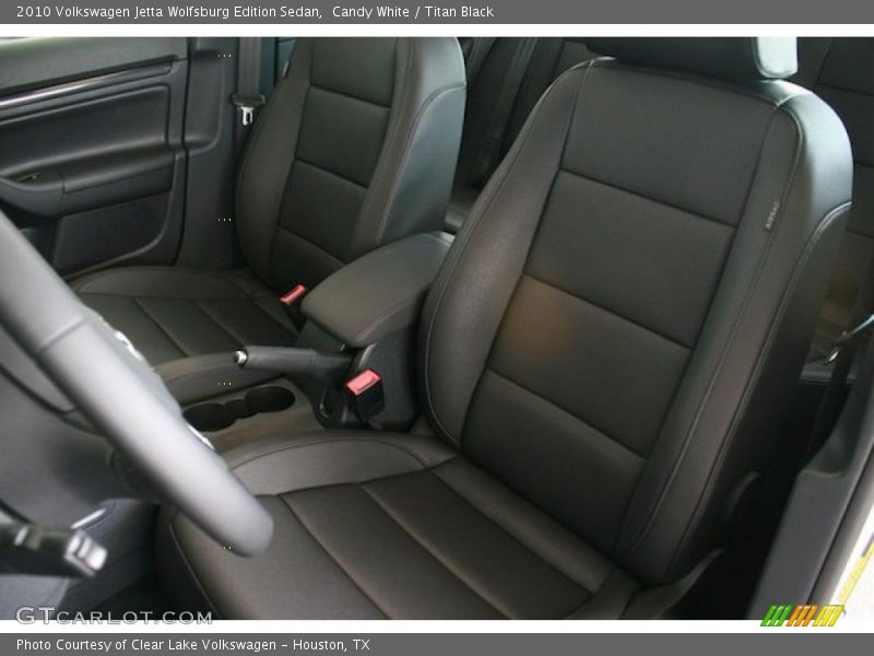 Candy White / Titan Black 2010 Volkswagen Jetta Wolfsburg Edition Sedan
