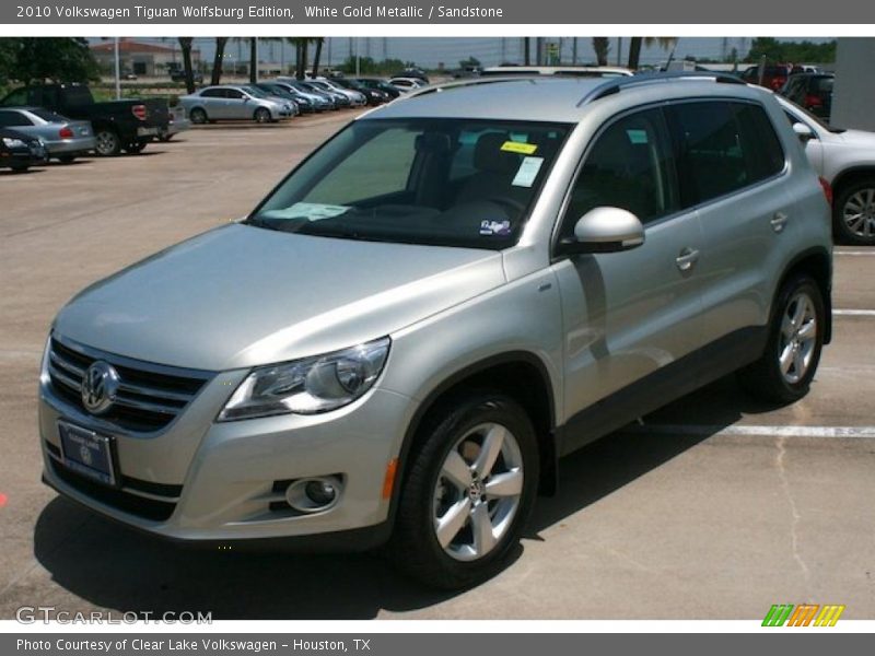 White Gold Metallic / Sandstone 2010 Volkswagen Tiguan Wolfsburg Edition