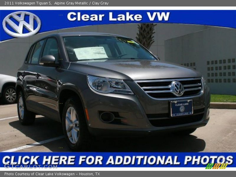 Alpine Gray Metallic / Clay Gray 2011 Volkswagen Tiguan S