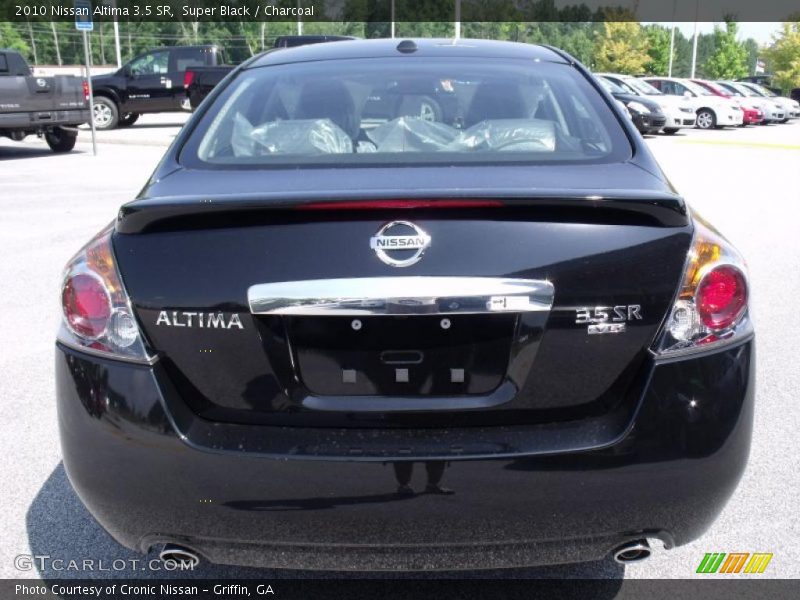 Super Black / Charcoal 2010 Nissan Altima 3.5 SR