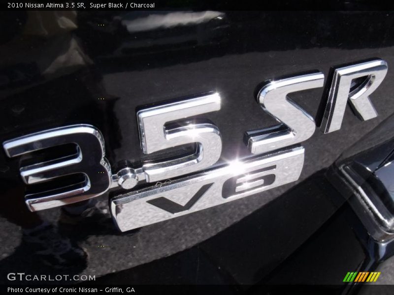 Super Black / Charcoal 2010 Nissan Altima 3.5 SR