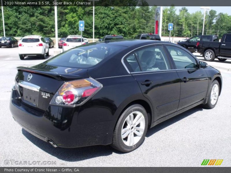 Super Black / Charcoal 2010 Nissan Altima 3.5 SR