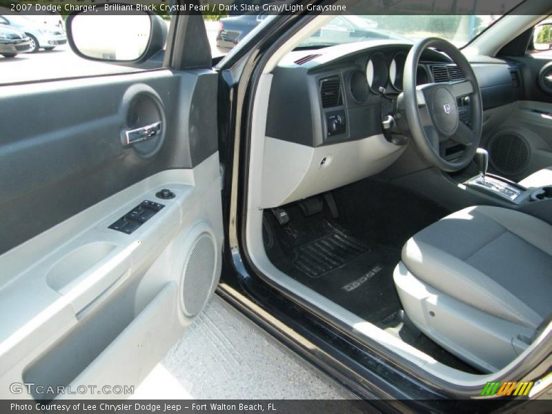 Brilliant Black Crystal Pearl / Dark Slate Gray/Light Graystone 2007 Dodge Charger