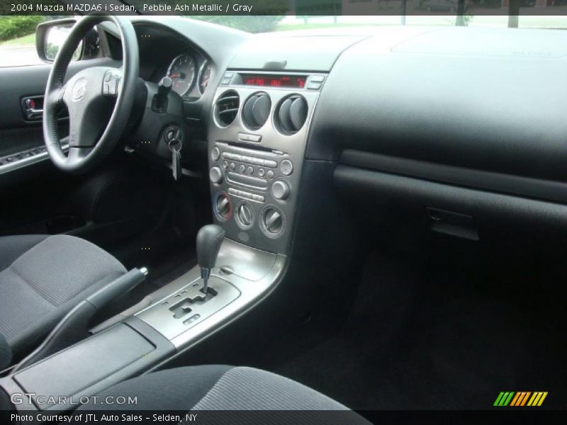 Pebble Ash Metallic / Gray 2004 Mazda MAZDA6 i Sedan