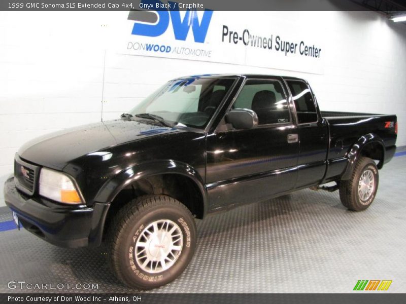 Onyx Black / Graphite 1999 GMC Sonoma SLS Extended Cab 4x4