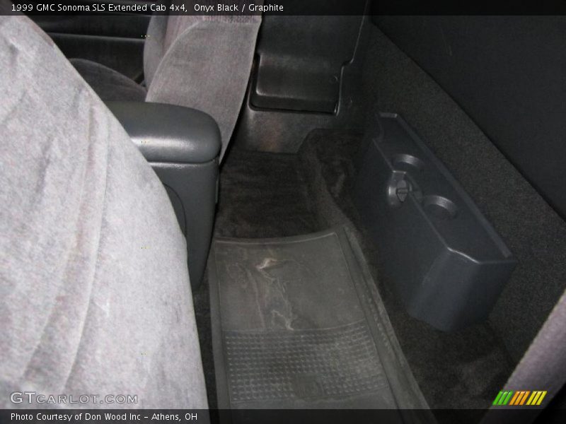 Onyx Black / Graphite 1999 GMC Sonoma SLS Extended Cab 4x4