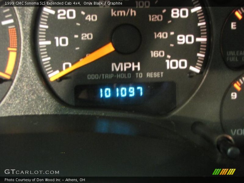Onyx Black / Graphite 1999 GMC Sonoma SLS Extended Cab 4x4