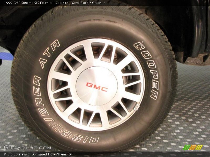 Onyx Black / Graphite 1999 GMC Sonoma SLS Extended Cab 4x4