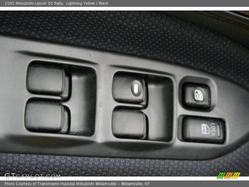 Lightning Yellow / Black 2002 Mitsubishi Lancer OZ Rally