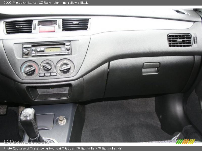 Lightning Yellow / Black 2002 Mitsubishi Lancer OZ Rally