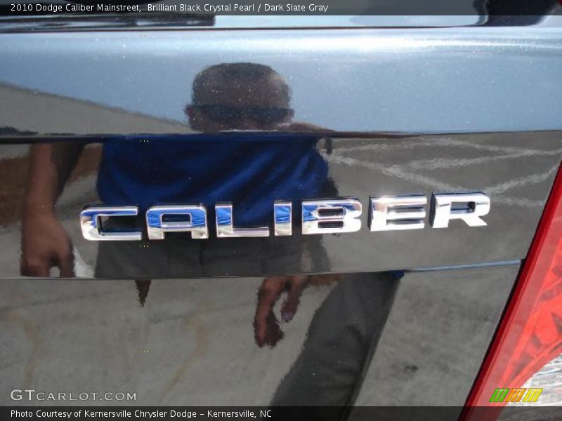 Brilliant Black Crystal Pearl / Dark Slate Gray 2010 Dodge Caliber Mainstreet