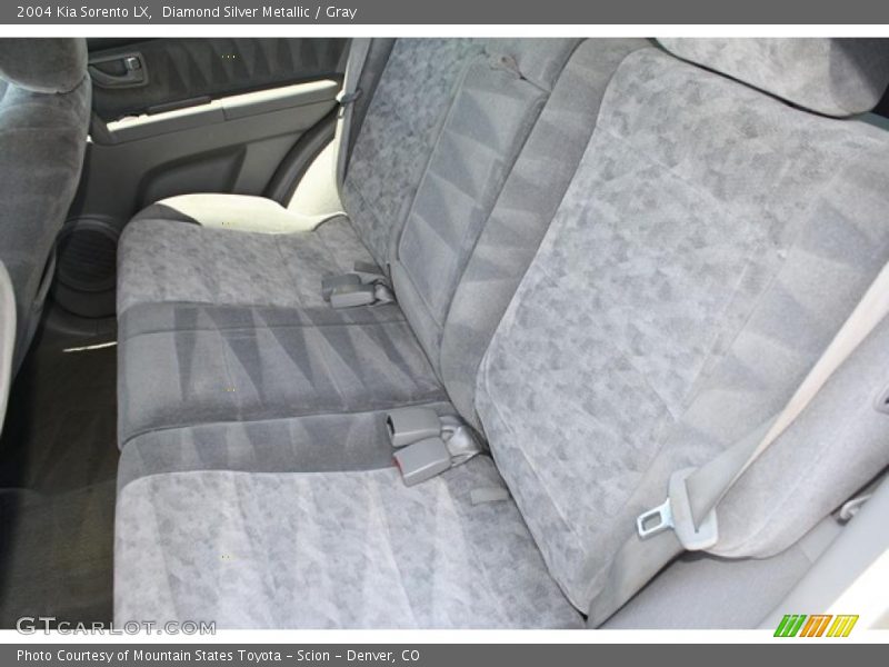 Diamond Silver Metallic / Gray 2004 Kia Sorento LX