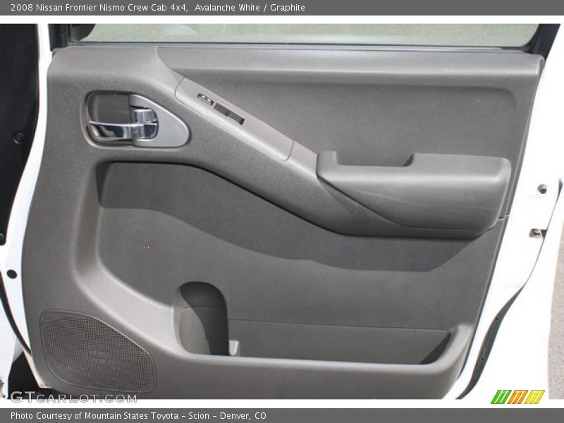 Avalanche White / Graphite 2008 Nissan Frontier Nismo Crew Cab 4x4
