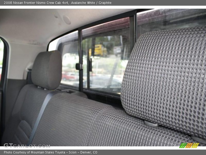 Avalanche White / Graphite 2008 Nissan Frontier Nismo Crew Cab 4x4