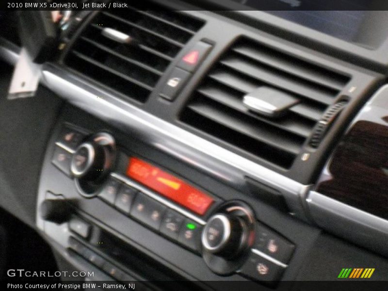 Jet Black / Black 2010 BMW X5 xDrive30i