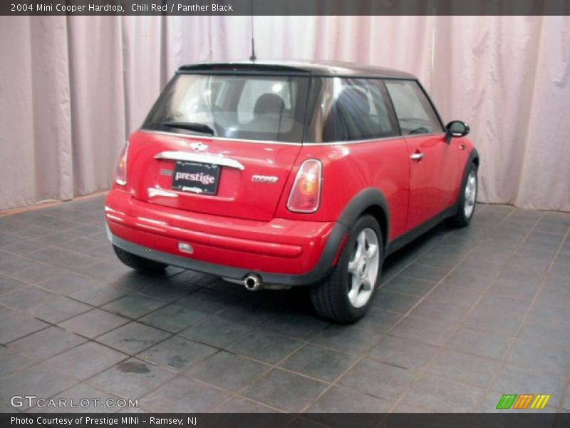 Chili Red / Panther Black 2004 Mini Cooper Hardtop