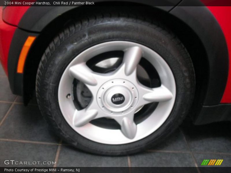 Chili Red / Panther Black 2004 Mini Cooper Hardtop