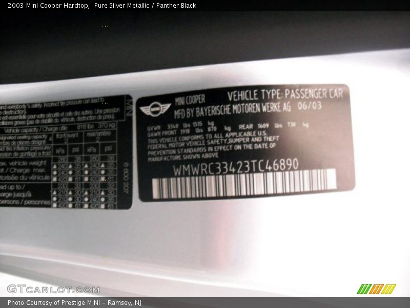 Pure Silver Metallic / Panther Black 2003 Mini Cooper Hardtop