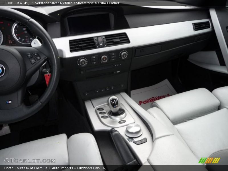 Silverstone Silver Metallic / Silverstone Merino Leather 2006 BMW M5