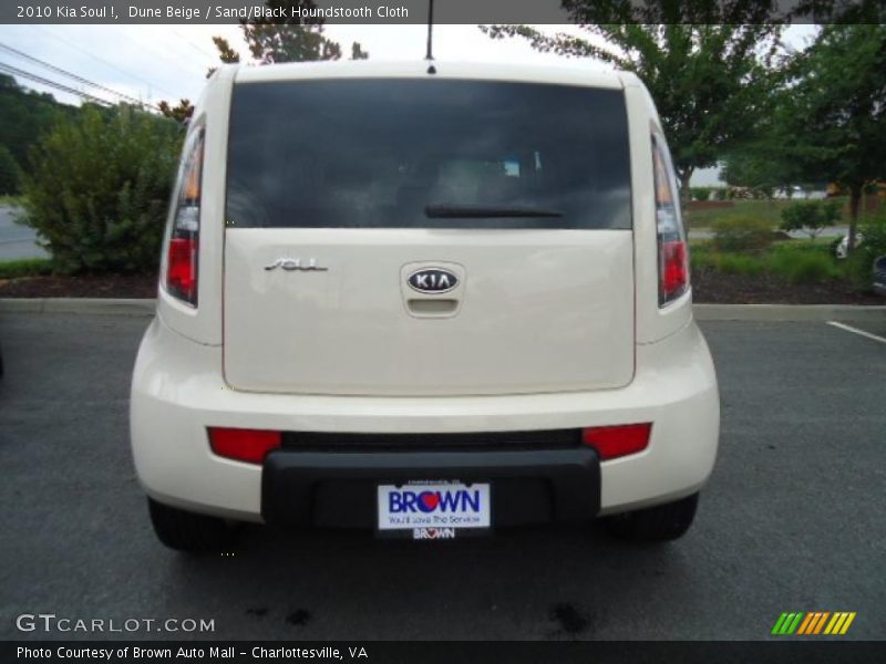 Dune Beige / Sand/Black Houndstooth Cloth 2010 Kia Soul !