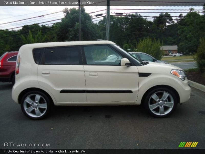 Dune Beige / Sand/Black Houndstooth Cloth 2010 Kia Soul !