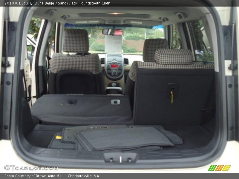 Dune Beige / Sand/Black Houndstooth Cloth 2010 Kia Soul !