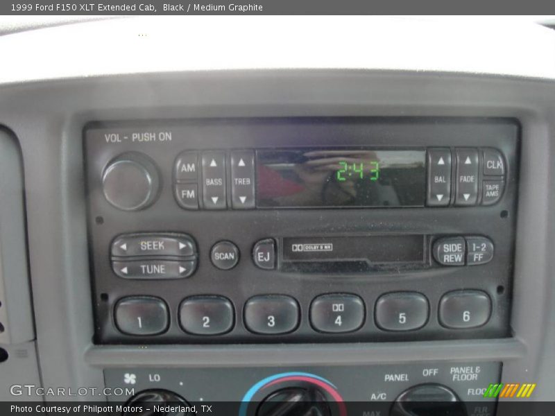 Black / Medium Graphite 1999 Ford F150 XLT Extended Cab