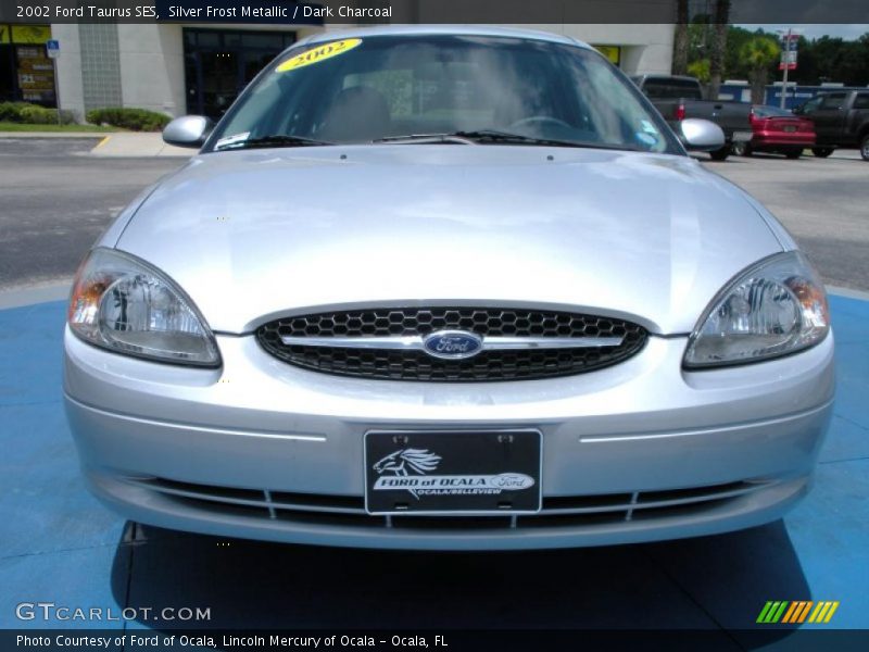 Silver Frost Metallic / Dark Charcoal 2002 Ford Taurus SES