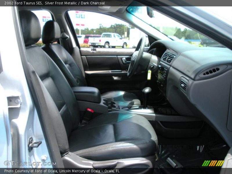 Silver Frost Metallic / Dark Charcoal 2002 Ford Taurus SES