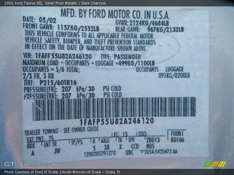 Silver Frost Metallic / Dark Charcoal 2002 Ford Taurus SES