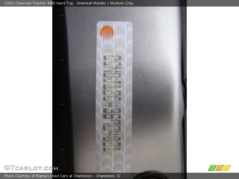 Silverleaf Metallic / Medium Gray 2003 Chevrolet Tracker 4WD Hard Top