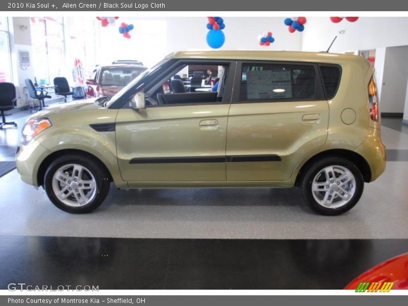 Alien Green / Black Soul Logo Cloth 2010 Kia Soul +