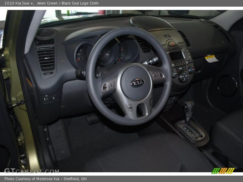 Alien Green / Black Soul Logo Cloth 2010 Kia Soul +