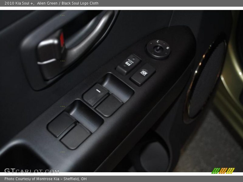 Alien Green / Black Soul Logo Cloth 2010 Kia Soul +