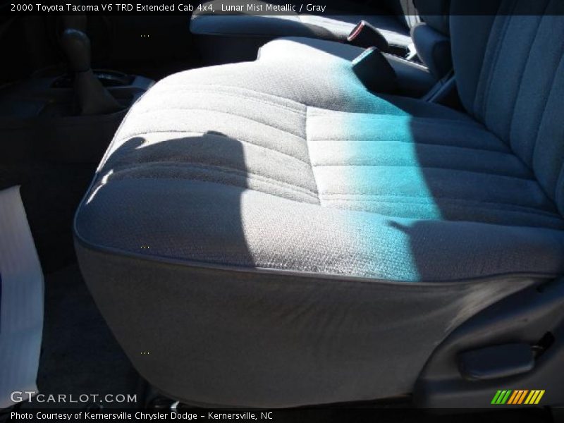 Lunar Mist Metallic / Gray 2000 Toyota Tacoma V6 TRD Extended Cab 4x4